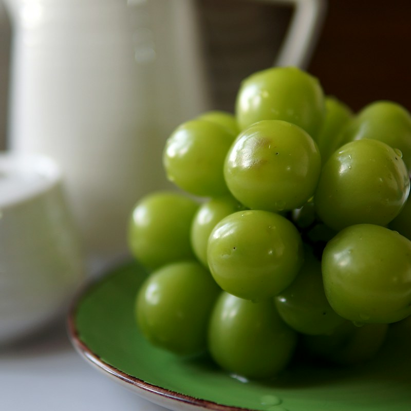 Fresh Shine Muscat grapes